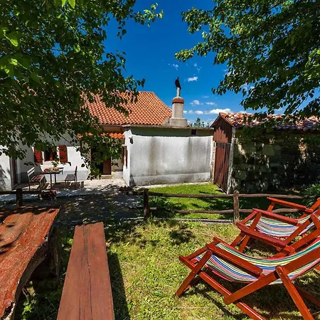 With Bbq In 8746 Apartment Kozljak